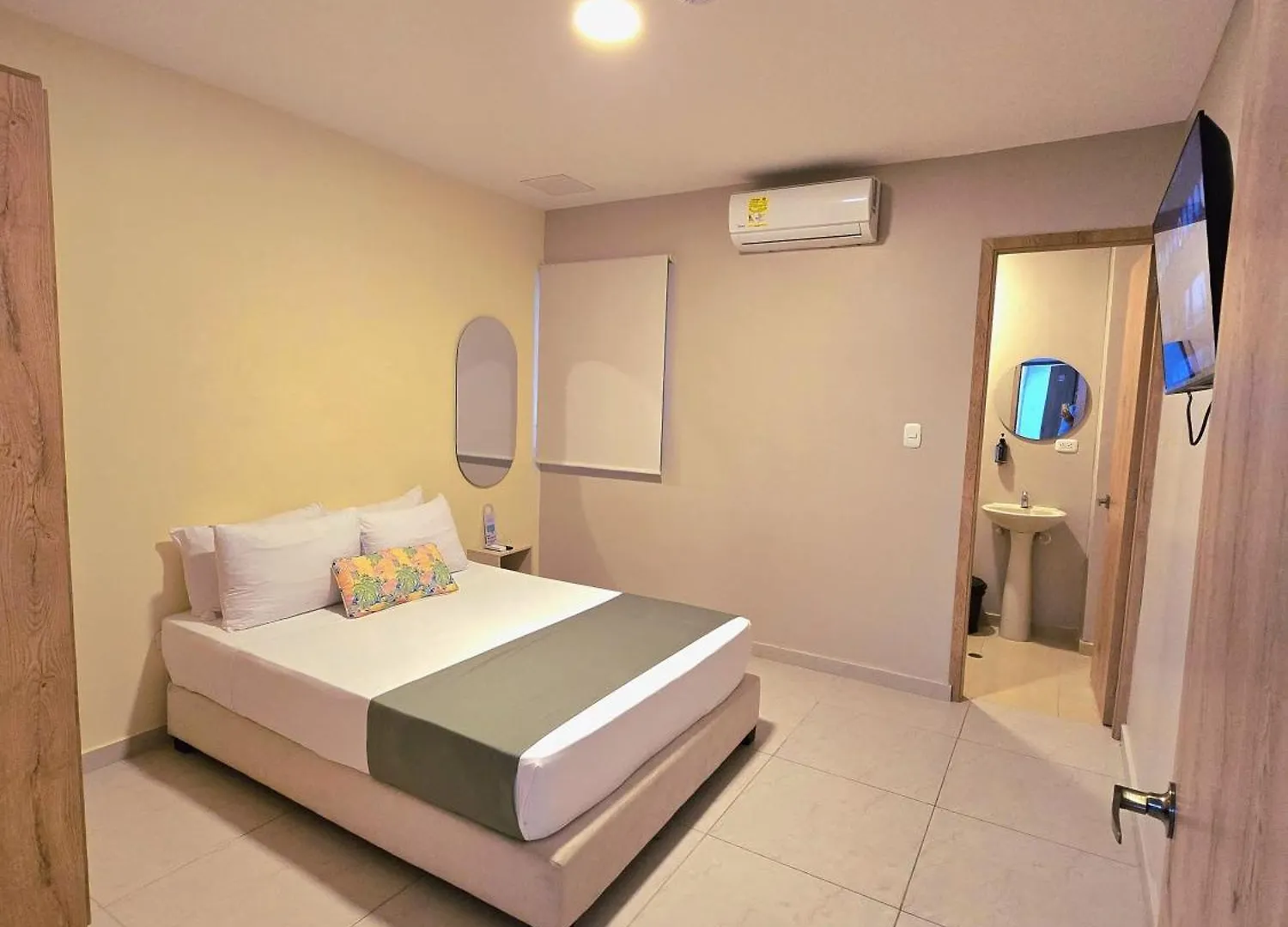 Hotel Taybo Kai By St Hoteles サンタ・マルタ 4*,